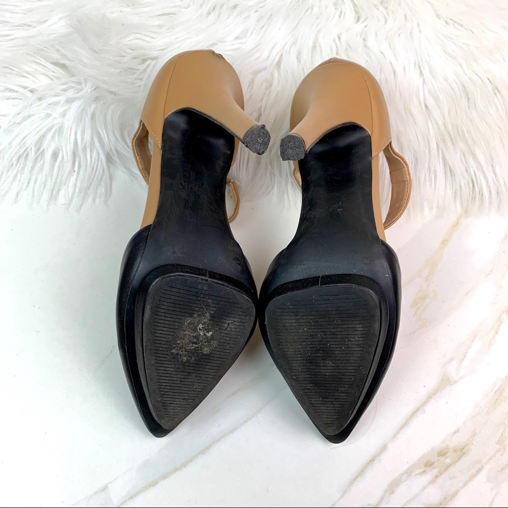 🔥4 for 25 Charlotte Russe Black & Tan Pointy Heel - Picture 7 of 7